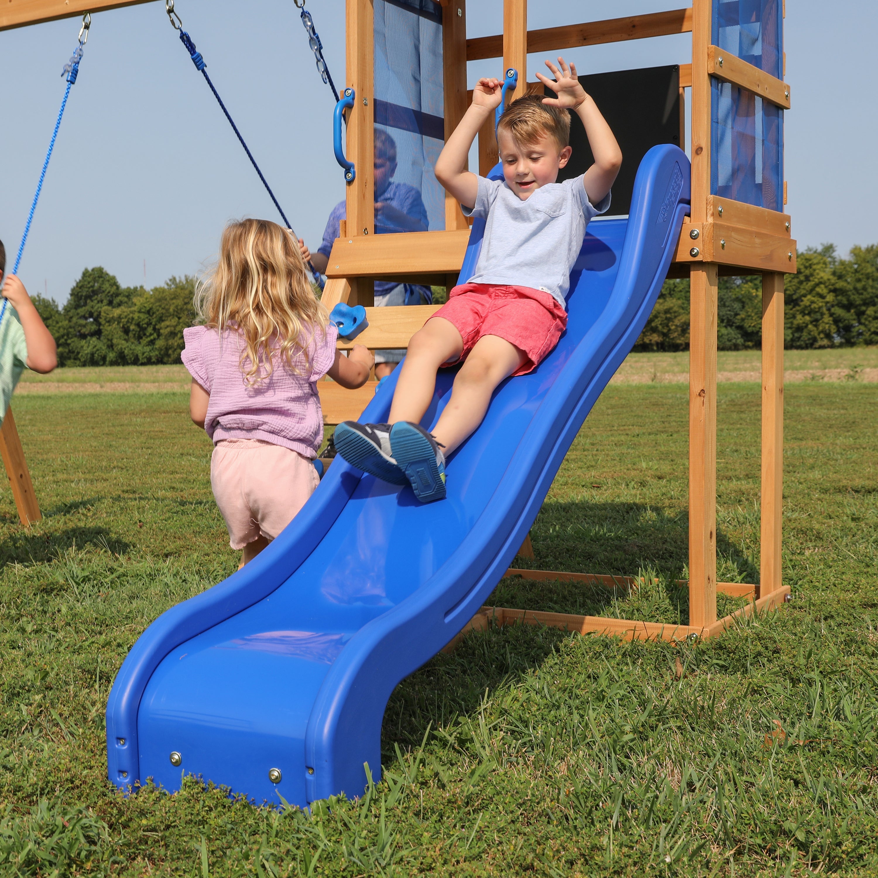 Bay Pointe Swing Set