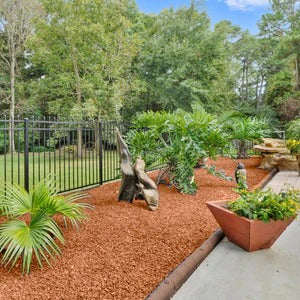 PLAYSAFER Landscape Rubber Mulch Sand