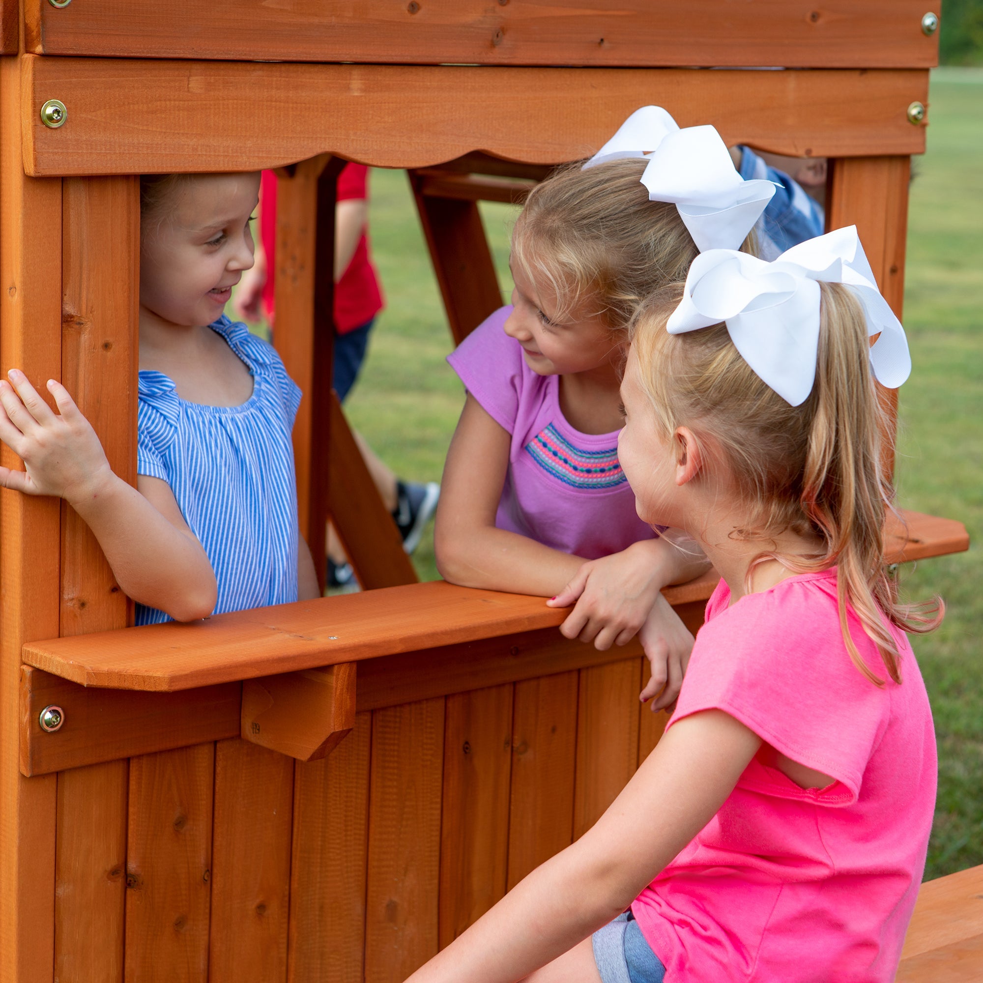 Oakmont Swing Set