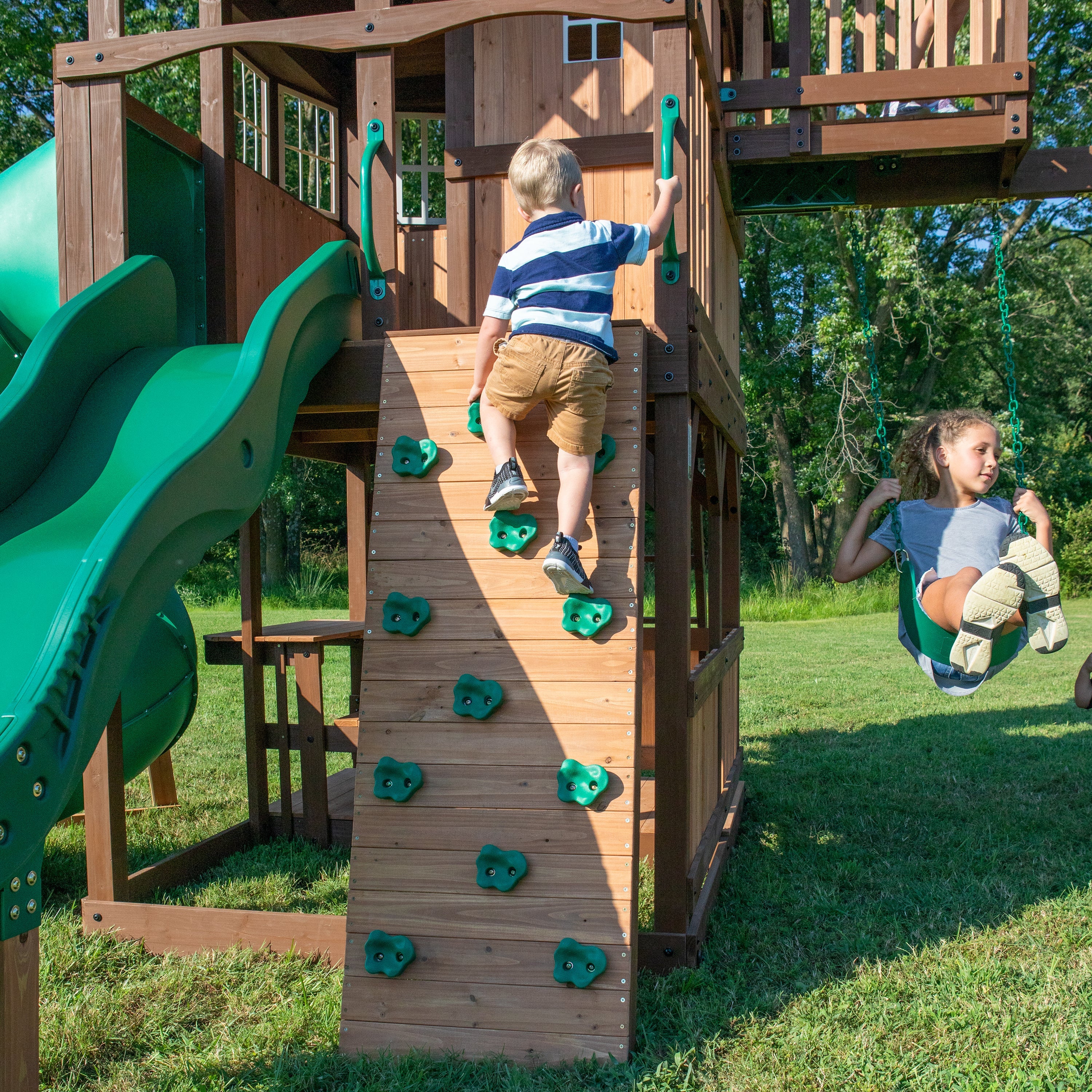 Skyfort II With Spiral Tube Slide